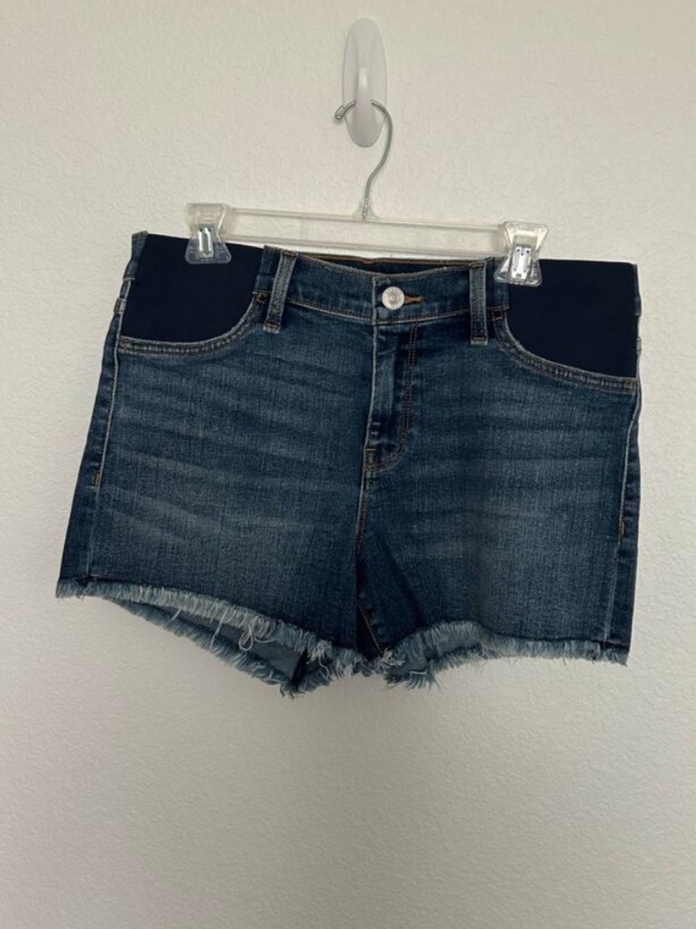 Hudson Gemma Mid-Rise Maternity Shorts -  29 NWT